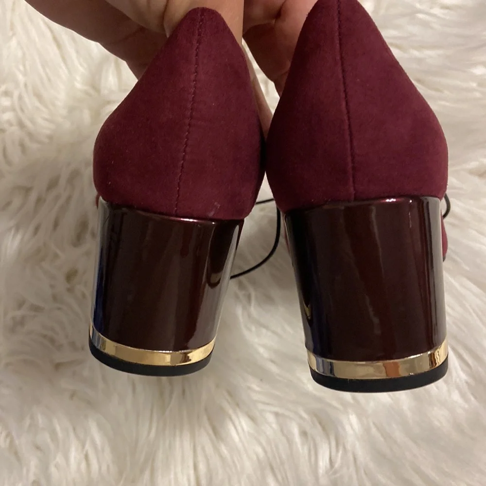 Liz Claiborne very unique women shoes suede and heel 2” size 8M - Picture 6 of 12